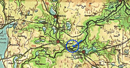 Koortenutsnitt. In'n blaagen Krink mit Piel: de Swatte See.  Klick op to'n Vergr&ouml;ttern!