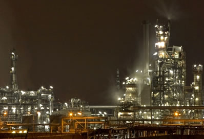 Ölraffinerie. Pixelio, Fotograf: Nutsch