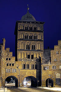 Dat Borgdoor vundaag bi Nacht. Klick op to'n Vergröttern!