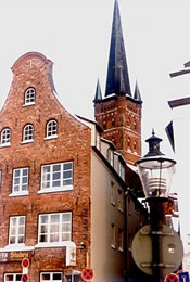 Ole Hüüs bi de Petrikirch