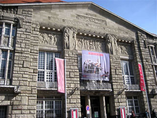 So'n Theater!