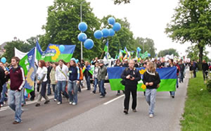 De Grönen bi de Demo. Klick op to'n Vergröttern!